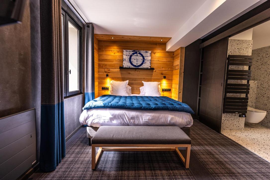 Hotel 16 | 150 Montagne & Spa Nuxe Вар Екстериор снимка
