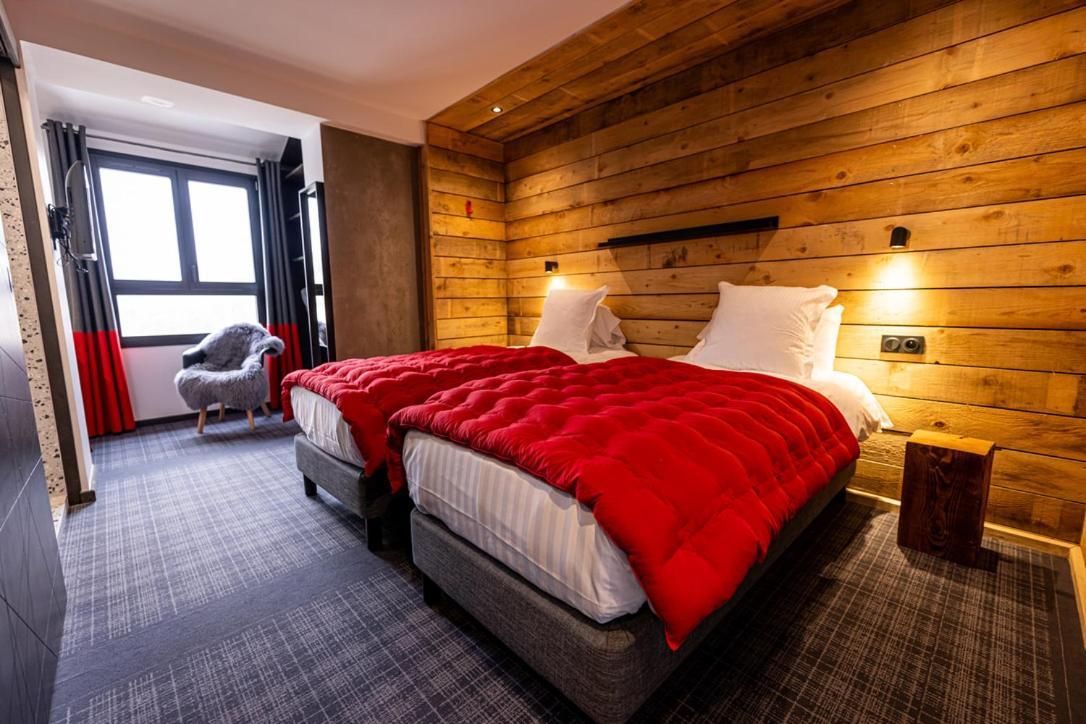 Hotel 16 | 150 Montagne & Spa Nuxe Вар Екстериор снимка